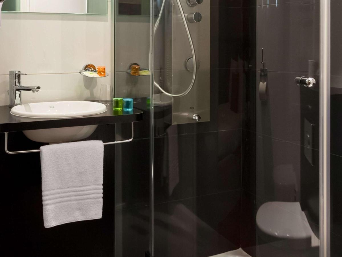 Hotel Ibis Styles Rennes Centre Gare Nord Exterior foto