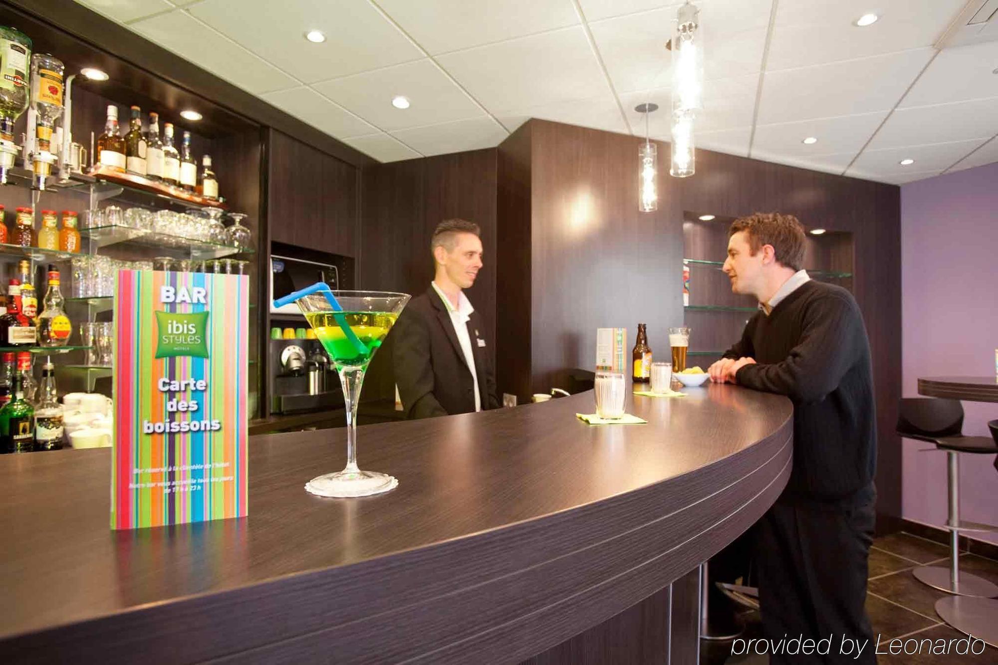Hotel Ibis Styles Rennes Centre Gare Nord Exterior foto