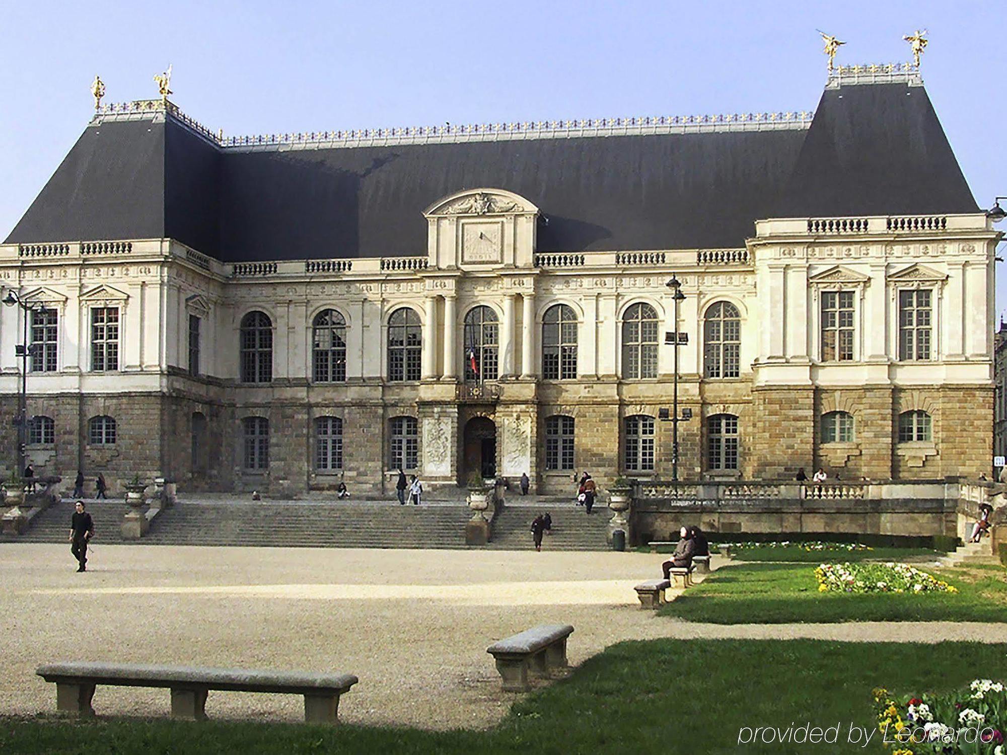 Hotel Ibis Styles Rennes Centre Gare Nord Exterior foto