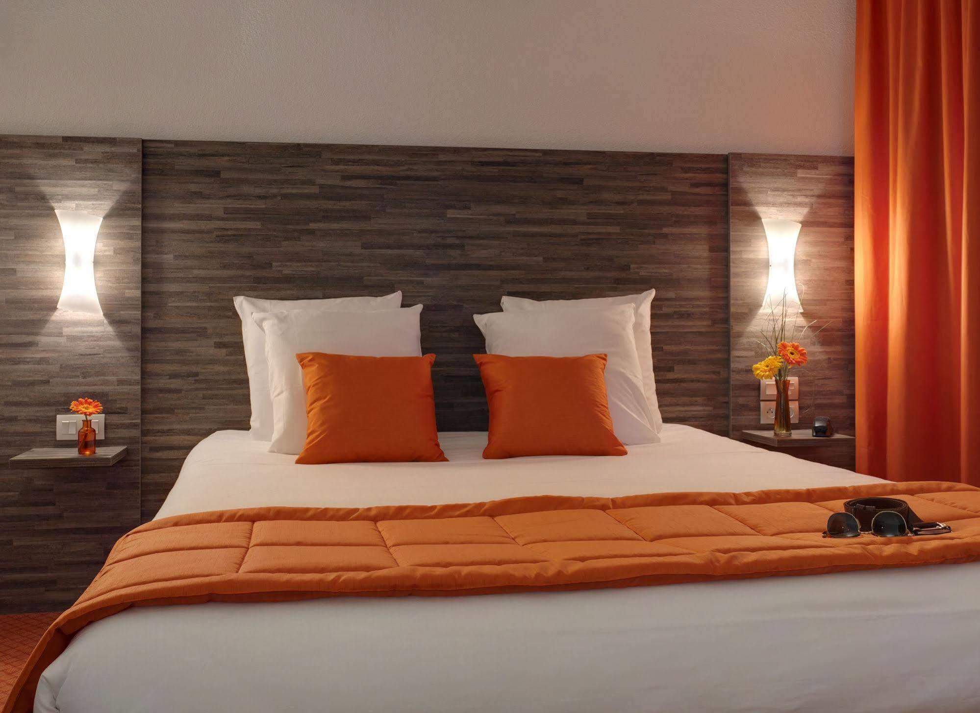 Hotel Ibis Styles Rennes Centre Gare Nord Exterior foto