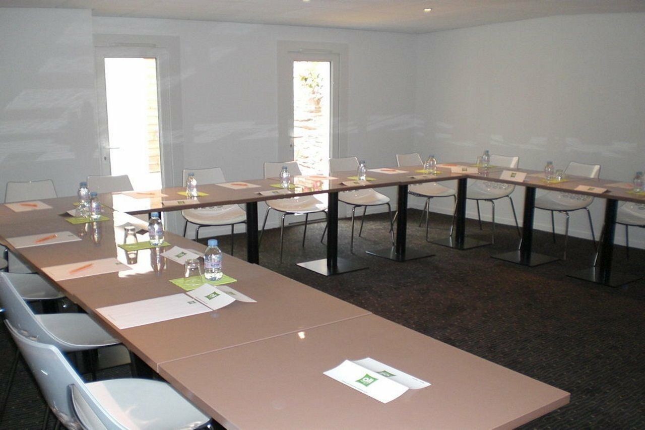 Hotel Ibis Styles Rennes Centre Gare Nord Exterior foto