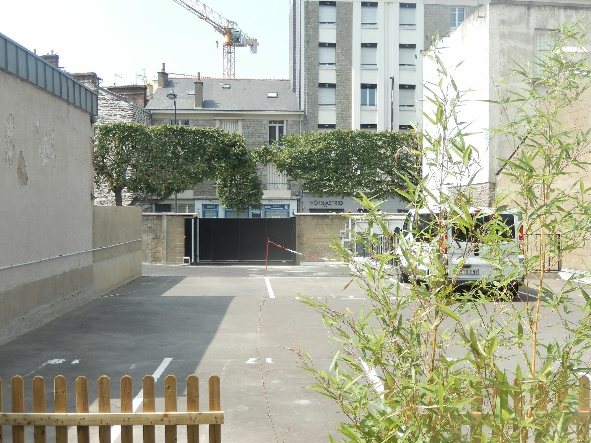 Hotel Ibis Styles Rennes Centre Gare Nord Exterior foto